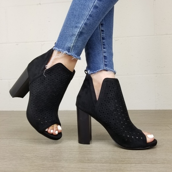 Perforated Block Heel Sandal Ankle Bootie - Picture 8 of 8